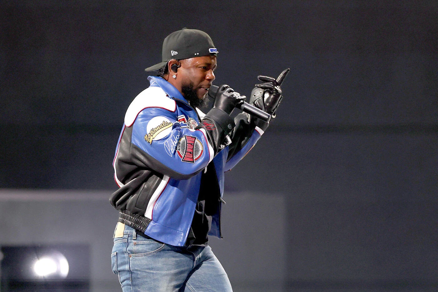 Arrivée en voiture, ailes de papillon, tubes à foison : Kendrick Lamar et SZA enchantent la Paris La Défense Arena