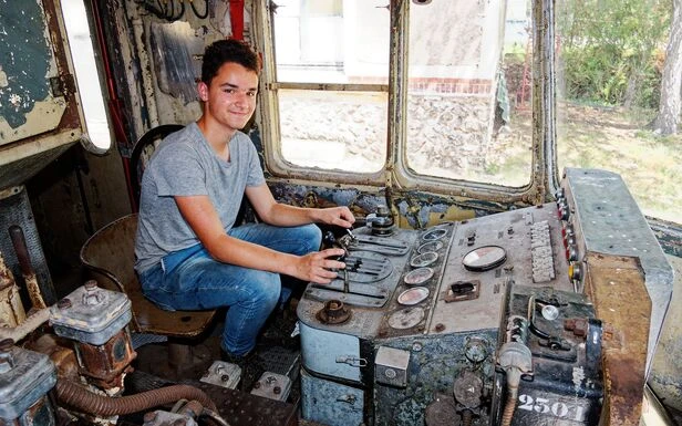 Le Chemin de fer de la vallée de l’Eure peut vous apprendre à conduire un train !