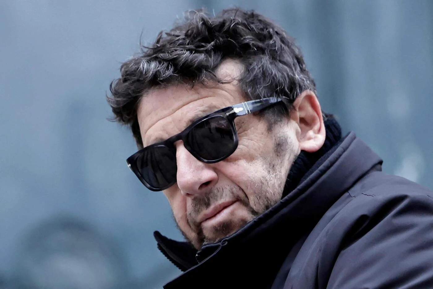 Patrick Bruel accusé de violences sexuelles : un festival suisse annonce le report sine die d’un concert du chanteur