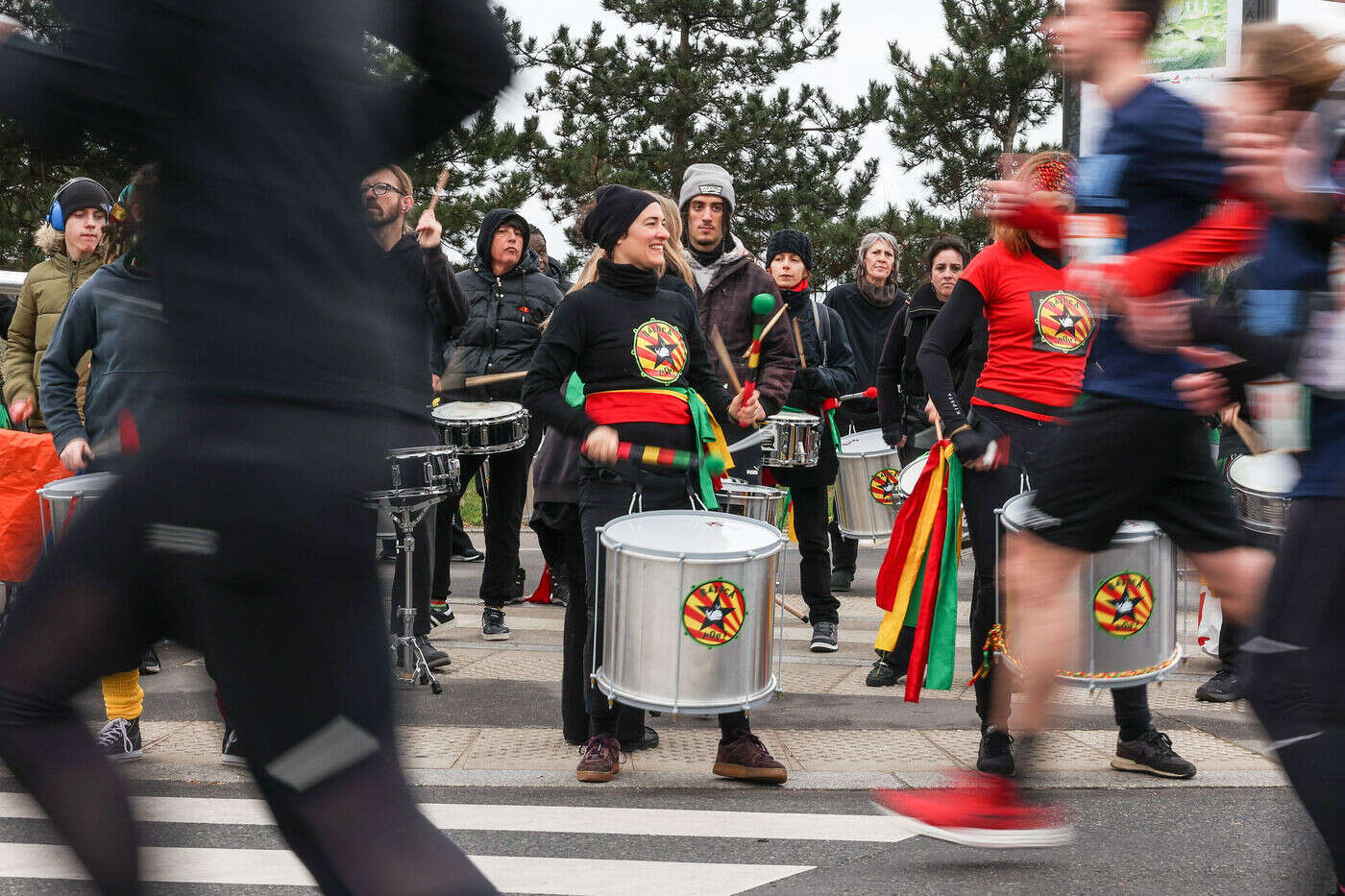 Semi-marathon de Paris 2025 : où se placer pour encourager les coureurs et faire la fête sur le parcours ?