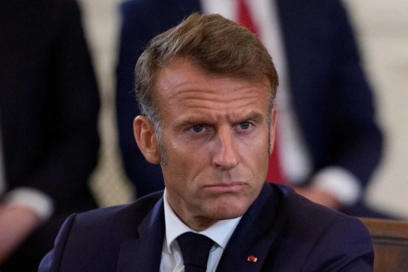 « La France doit être forte et se faire respecter » : Russie, Algérie… Quand le diplomate Macron se lâche