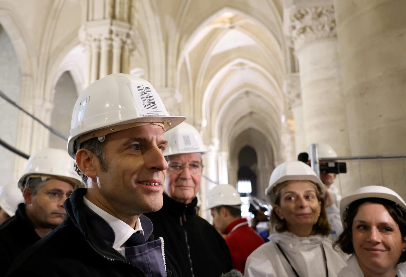 « Un éclat de lumière ! » : à Notre-Dame de Paris, comment le président Macron va en prendre plein les yeux