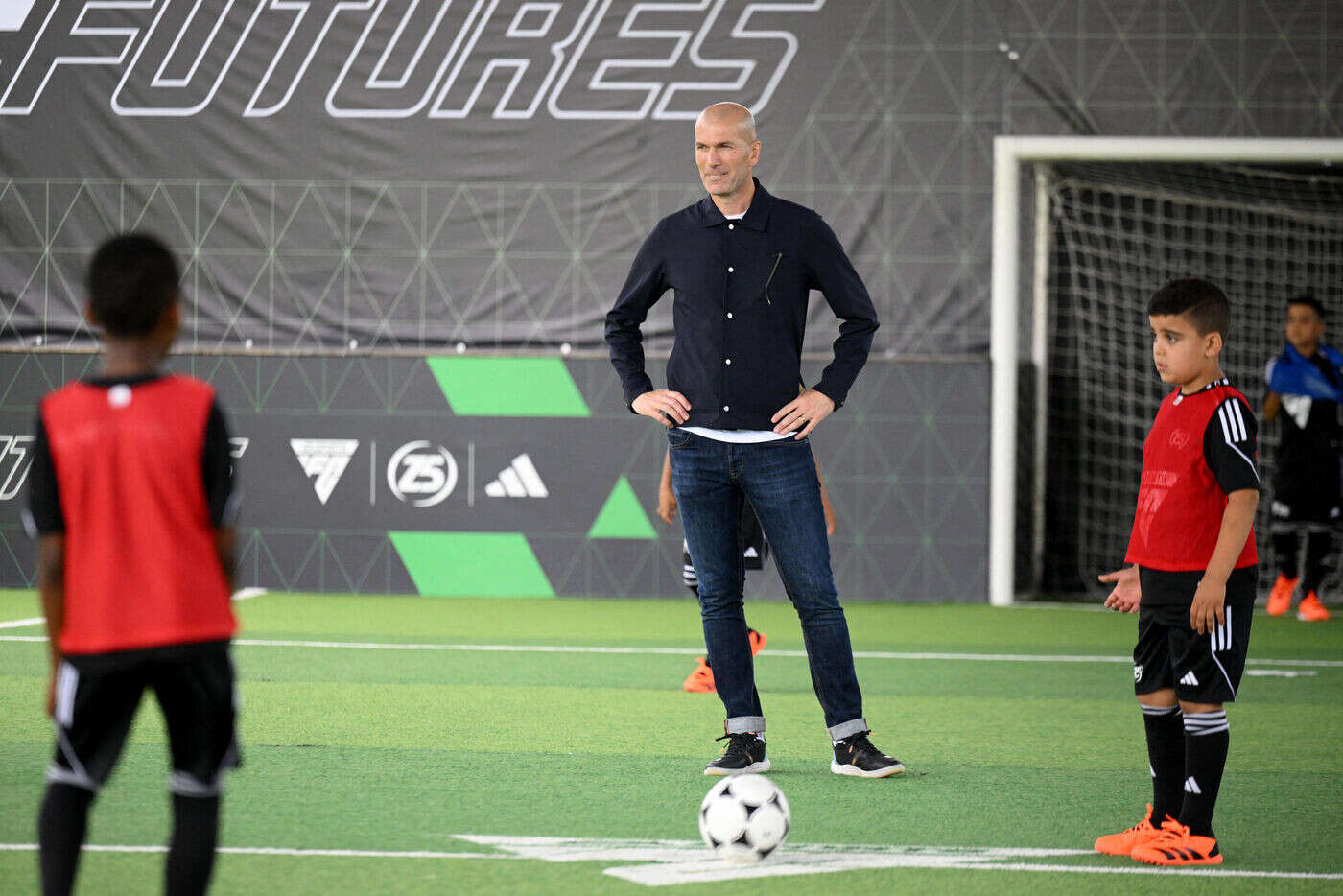 Padel et foot à 5 : Zinédine Zidane s’implante près de Perpignan avec un nouveau complexe sportif Z5