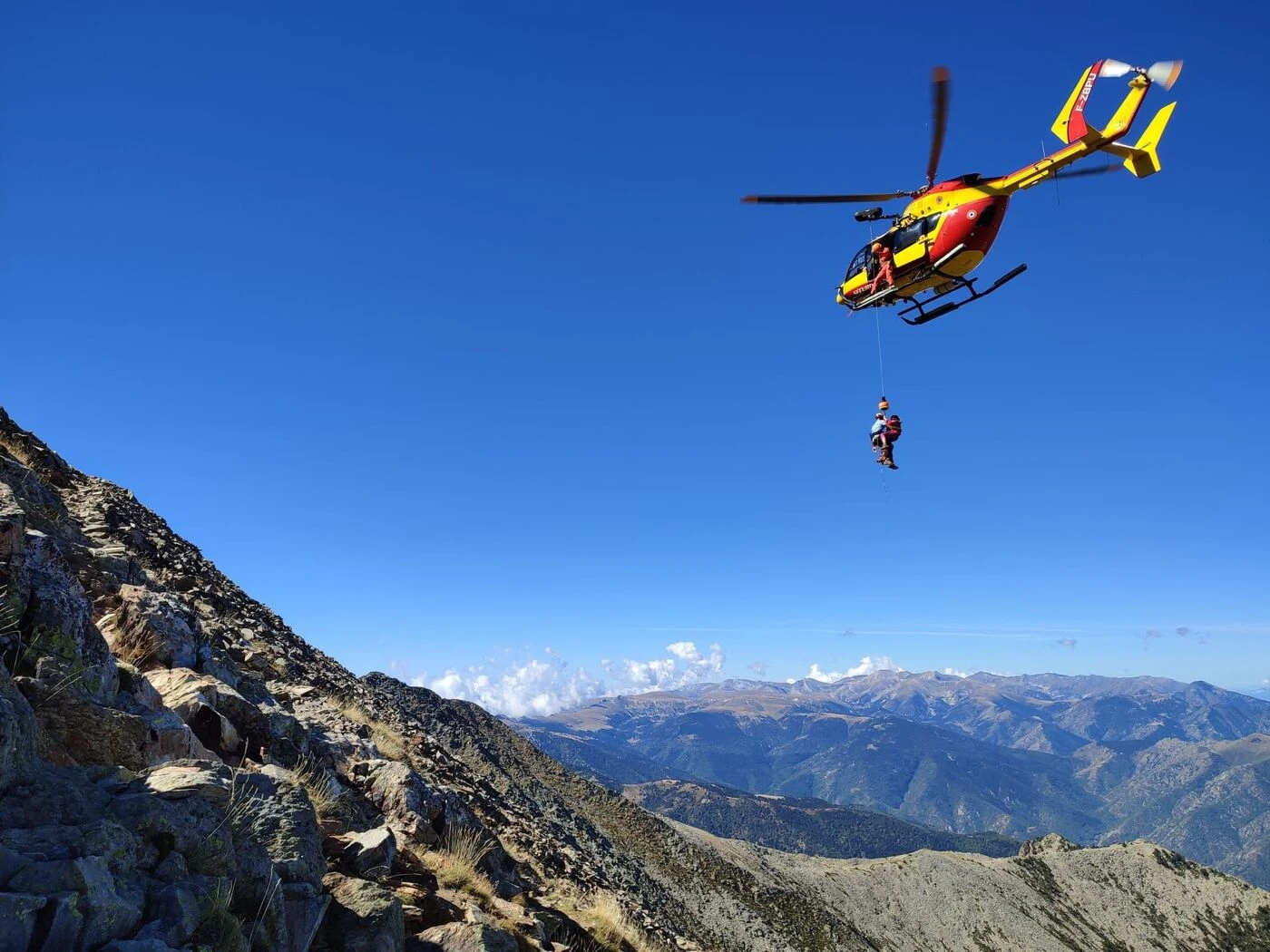 « À la limite de l’hypothermie » : quatre étudiants se retrouvent coincés en pleine nuit dans le massif du Canigou