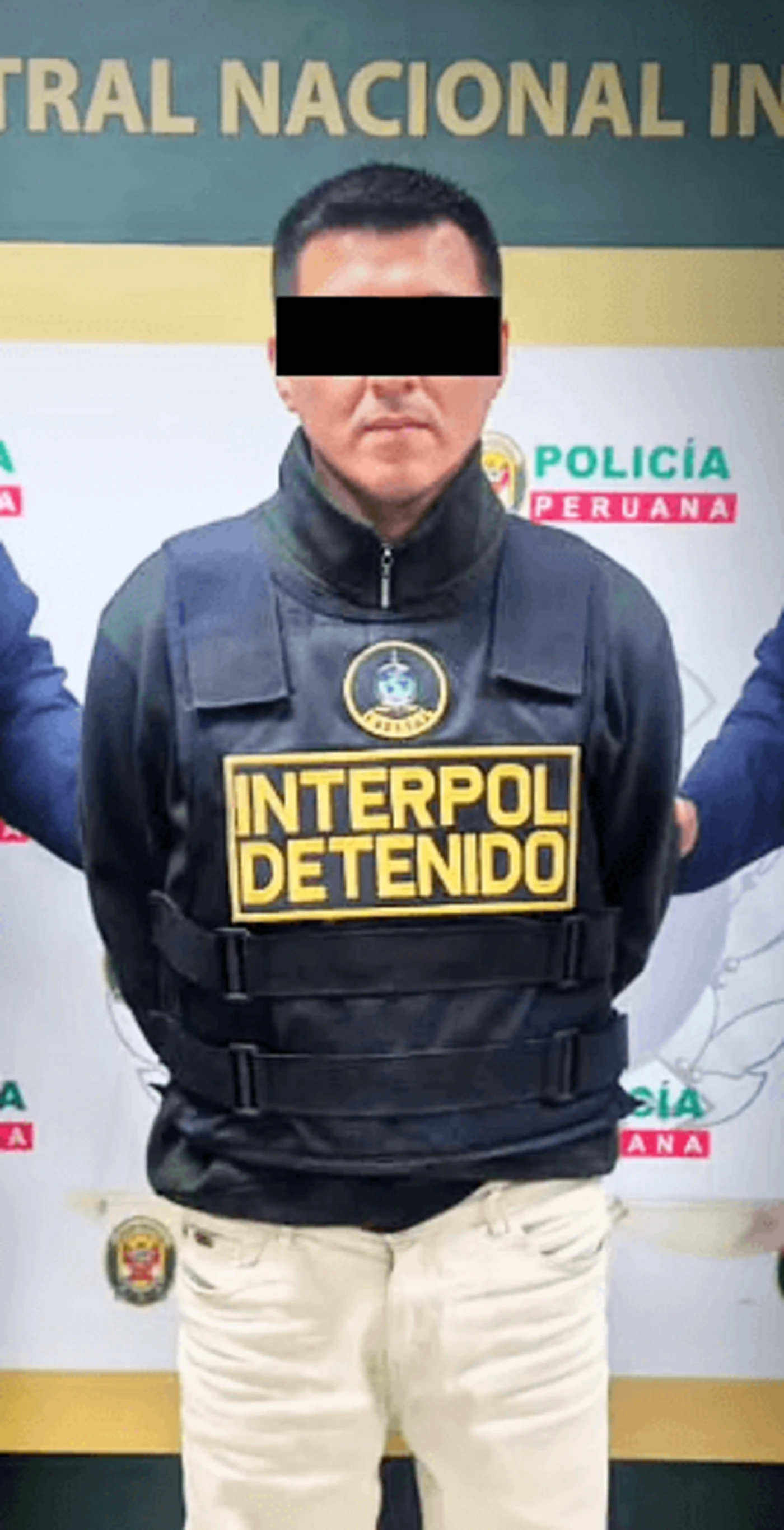 Un homme accusé d’avoir tué sa femme retrouvée morte dans une forêt de Californie se rend à Interpol au Pérou