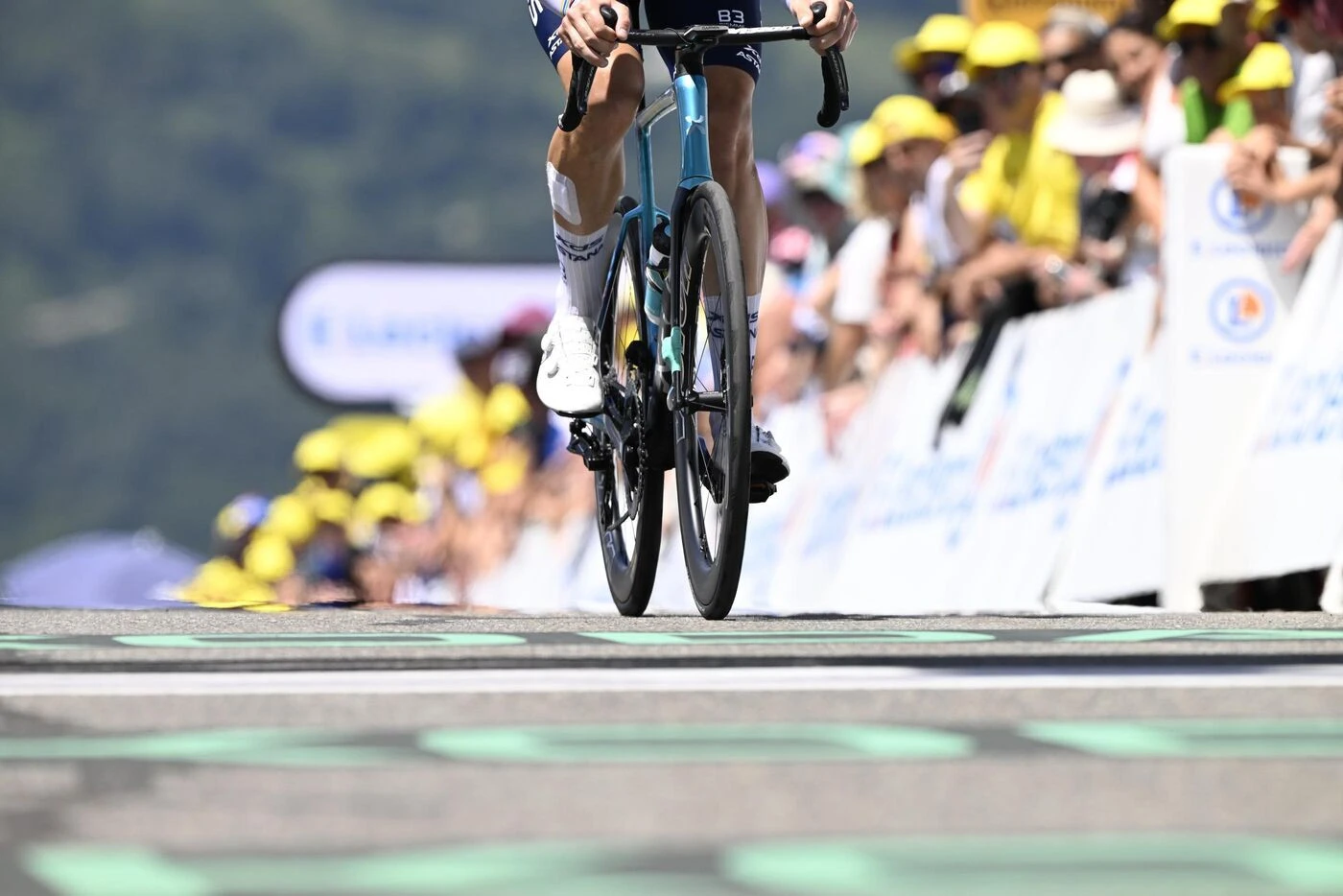 « J’ai couru malgré la peur » : Alexandre Vinokourov, fils de la star kazakhe, arrête sa carrière à 23 ans