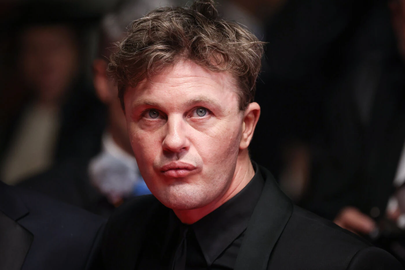 L’acteur américain Michael Pitt inculpé pour agressions et violences sexuelles