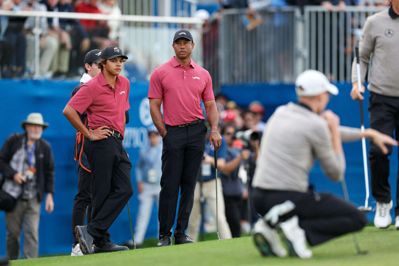 Golf : la vidéo du magnifique trou en un réussi par le fils de Tiger Woods sous les yeux de son père