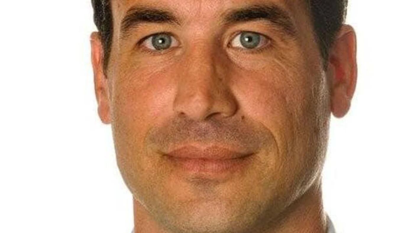 La Rochelle : élu maire par le conseil municipal malgré la grogne des oppositions, Thibaut Guiraud va succéder à Jean-François Fountaine