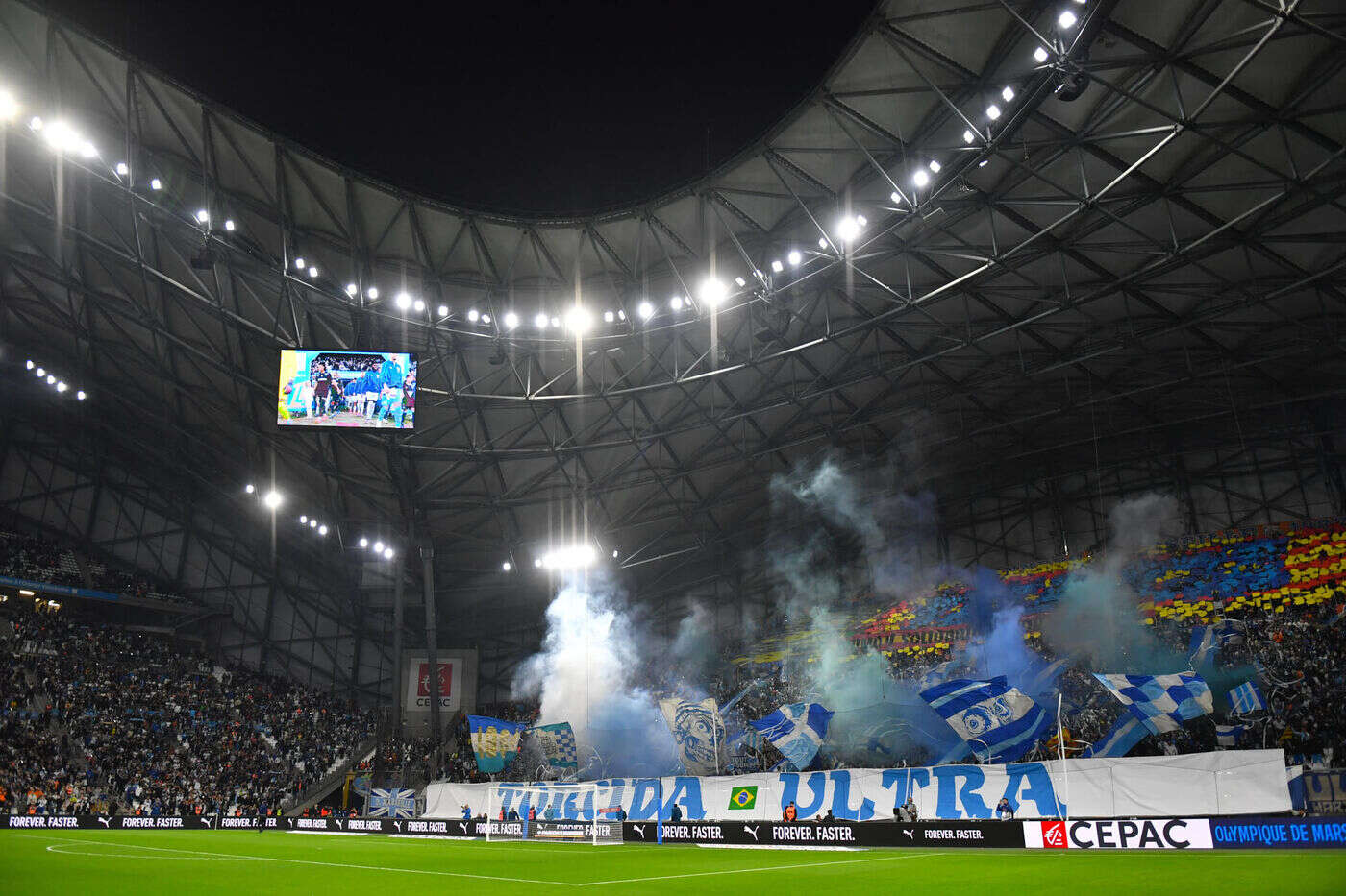 Ligue 1 : l’OM, Nantes, Lyon, Montpellier et Nice sanctionnés, des tribunes fermées à cause des supporters