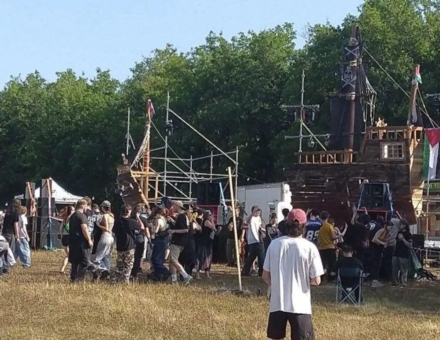 Près de 200 « teufeurs » réunis dans un champ en Seine-et-Marne