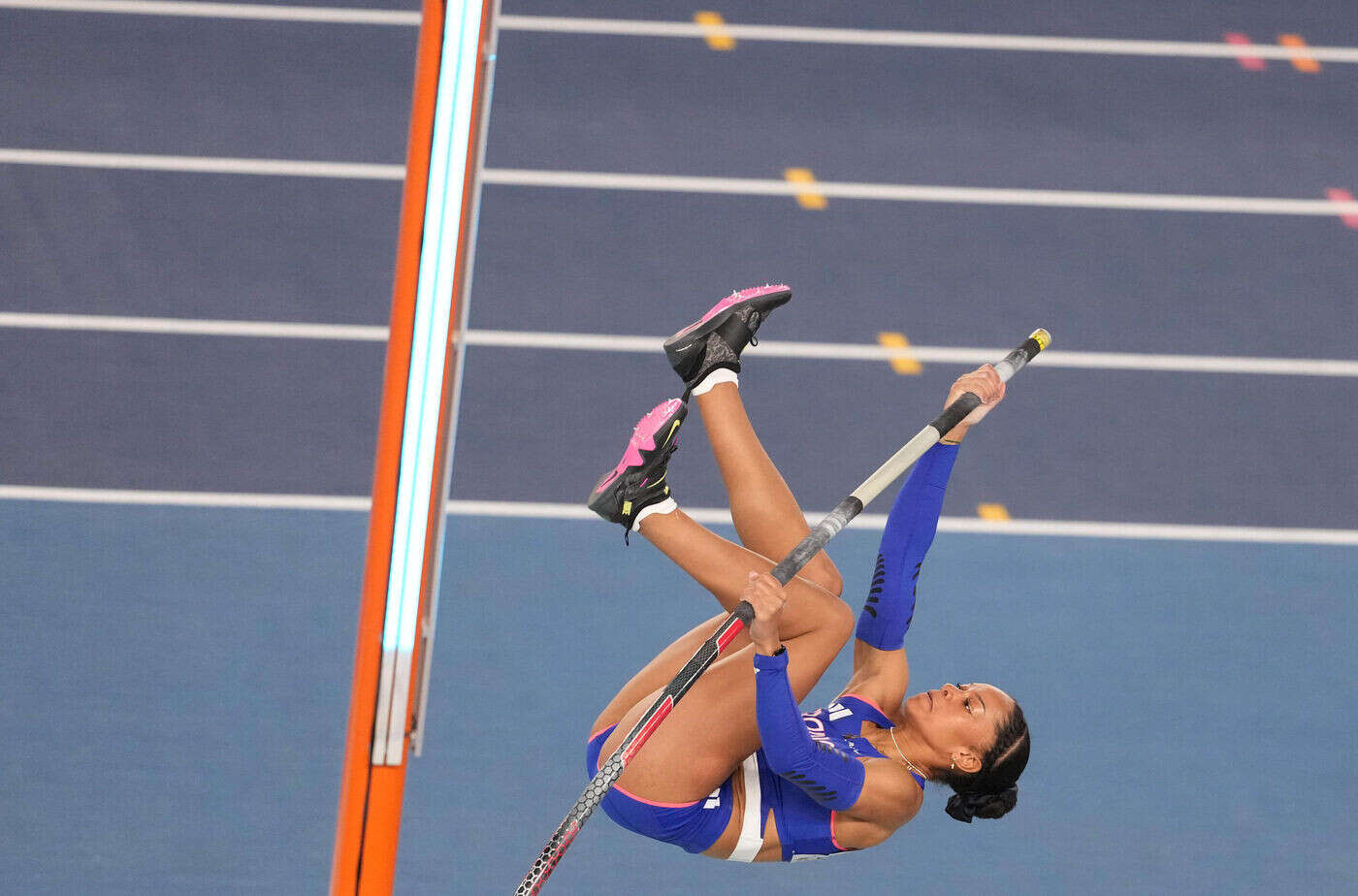 Athlétisme : la Française Marie-Julie Bonnin sacrée aux Mondiaux en salle à la perche