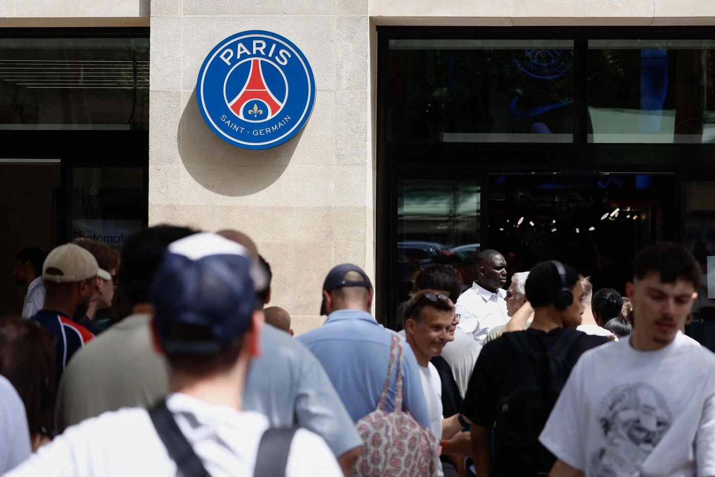 PSG-Arsenal : « des centaines de milliers de personnes » attendues dans les rues de Paris pendant la finale de la Ligue des champions
