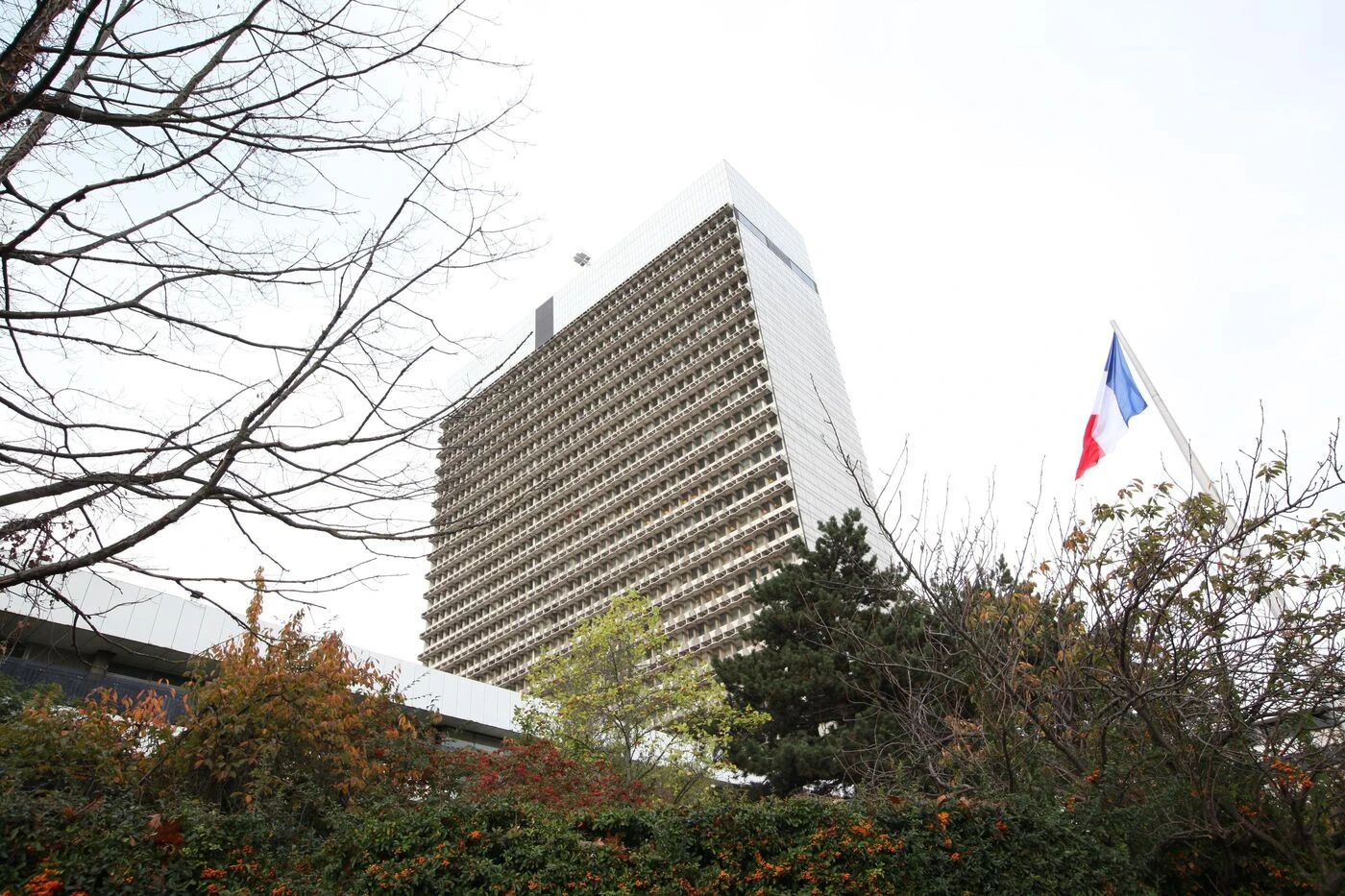 Nanterre : une inspectrice d’académie succombe à un malaise cardiaque