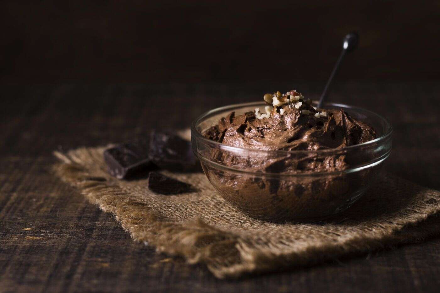 Attention, des mousses au chocolat vendues partout en France peuvent contenir des bouts de verre