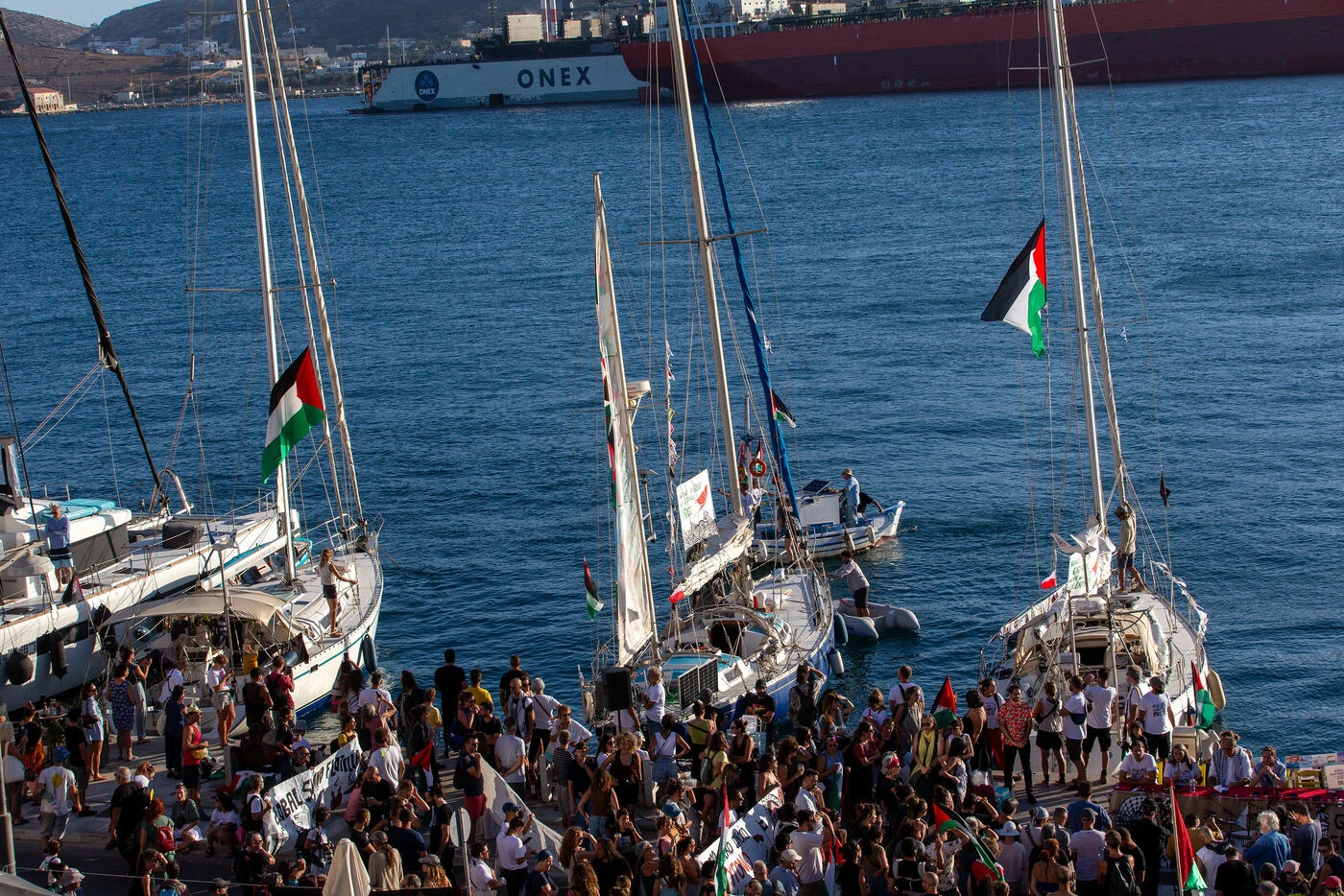 Flottille pour Gaza : Israël ne permettra pas aux navires de briser le blocus, LFI interpelle Macron