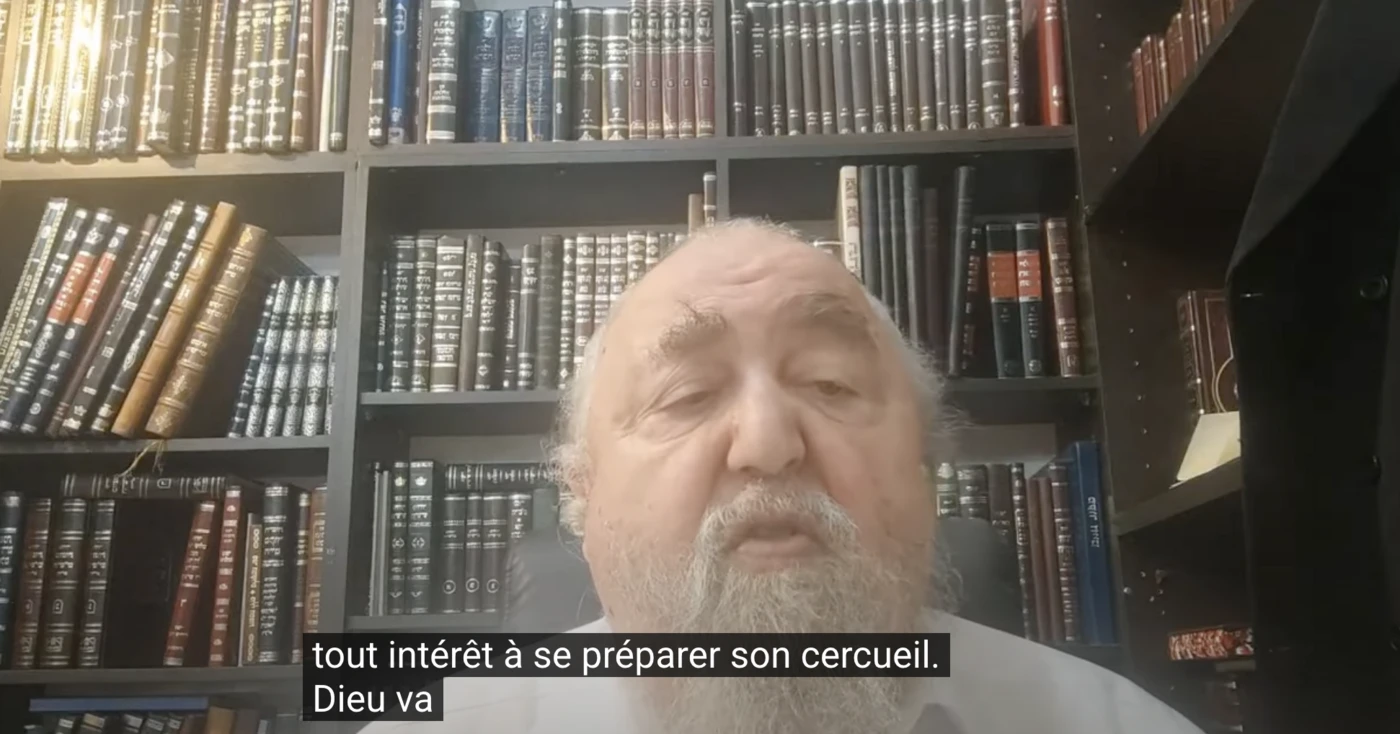 « Il a tout intérêt à préparer son cercueil » : une procédure judiciaire lancée contre un rabbin s’en prenant à Macron dans une vidéo