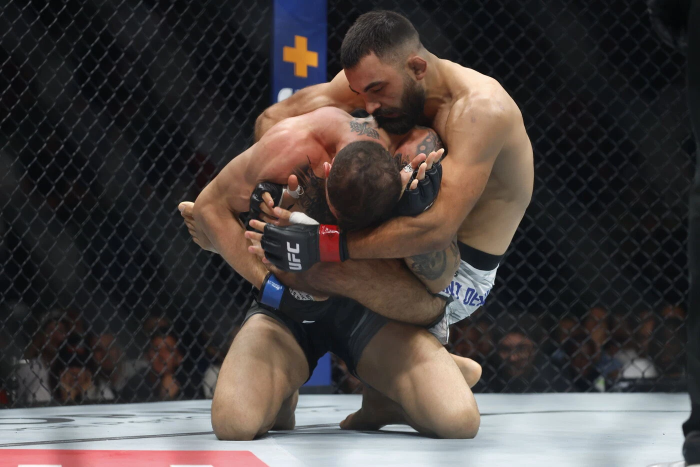 MMA, UFC Paris 4 : en furie, Benoît Saint Denis ne laisse aucune chance à Ruffy et enflamme l’Accor Arena