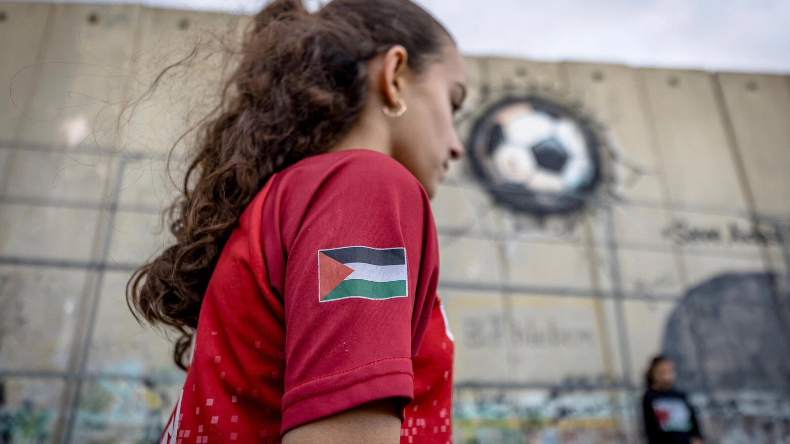 Soupçonnée d’avoir « lancé des objets sur des manifestants », une footballeuse de l’équipe palestinienne arrêtée et détenue par Israël