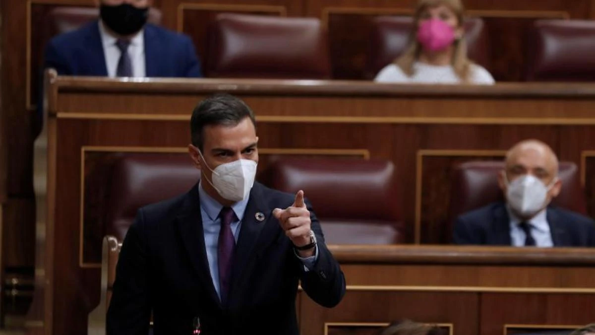 Sánchez trata de contener el malestar dentro del PSOE por los indultos