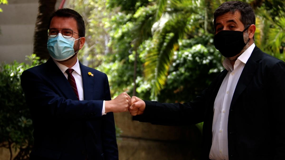 Esquerra y Junts pactan un Govern de coalición tras meses de discrepancias