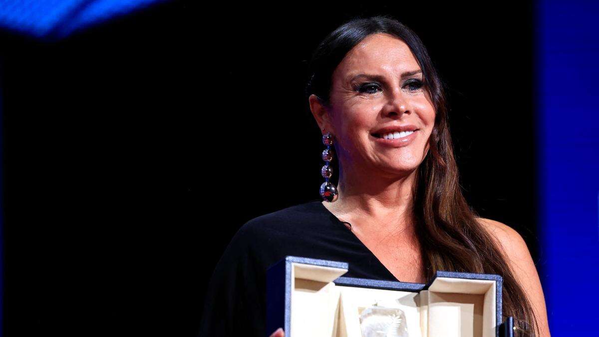 Karla Sofía Gascón, primera mujer trans en ganar en Cannes, reivindica su feminidad: “Es hora de que dejemos de decir mujer trans”