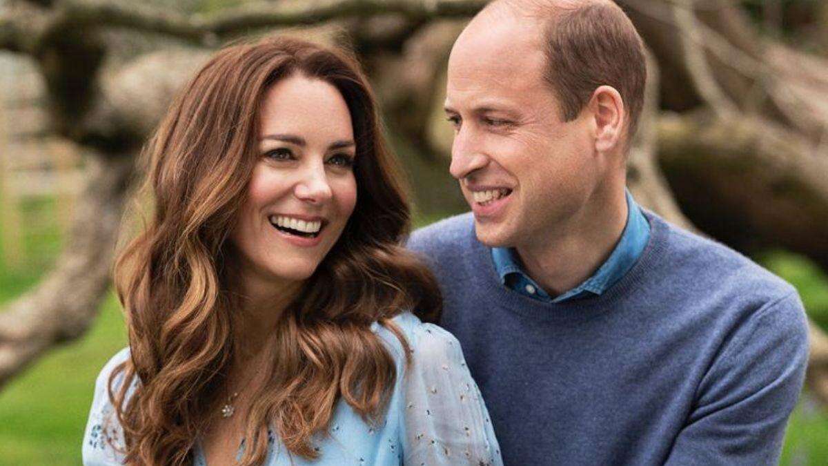 El príncipe Guillermo revela que no duerme solo con Kate Middleton en la cama de matrimonio