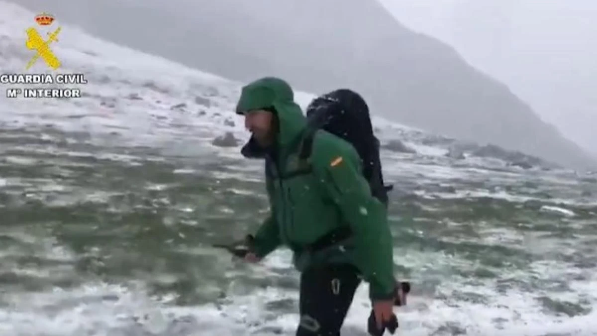 La Guardia Civil halla el cadáver del montañero desaparecido en Asturias