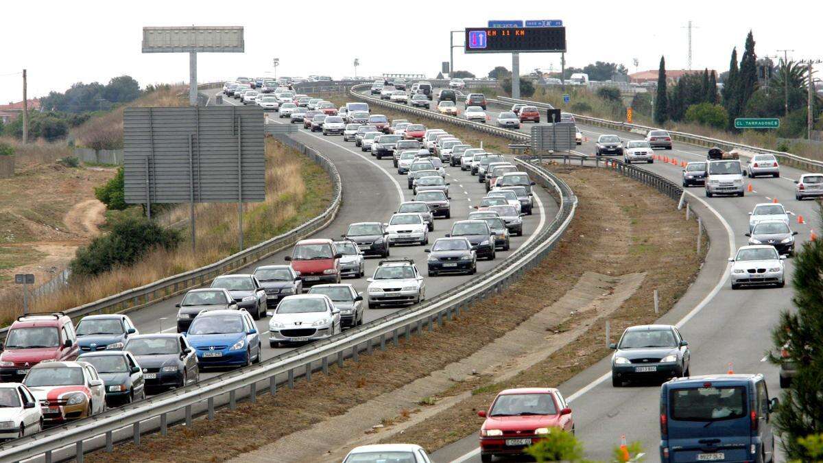 La venta de coches más antiguos crece un 11% y empeora la calidad del parque