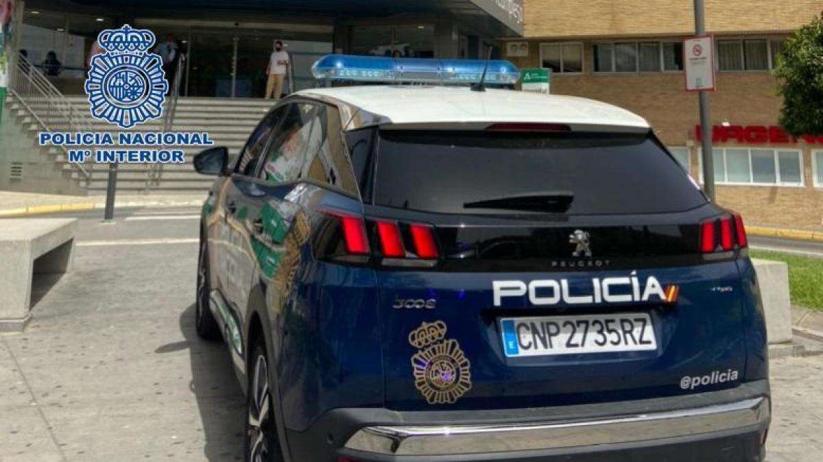 Detenidos tres jóvenes por un atraco a punta de cuchillo en restaurante de Son Gotleu en Palma