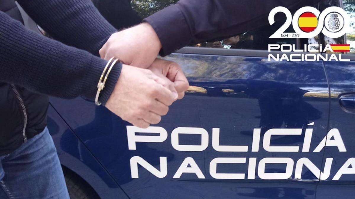 Un cliente pone un arma de fuego a un taxista en la cabeza: “Aquí te pego yo un tiro”