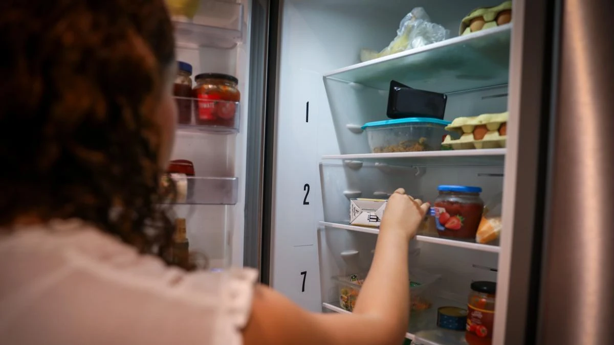 La cocina resiste como el último punto de encuentro en pisos compartidos
