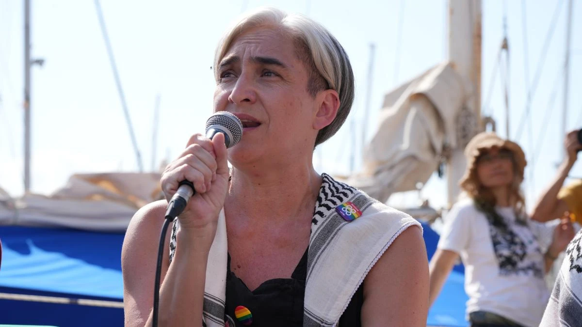 Colau pide por carta al Gobierno “medidas concretas inmediatas” para proteger a la flotilla