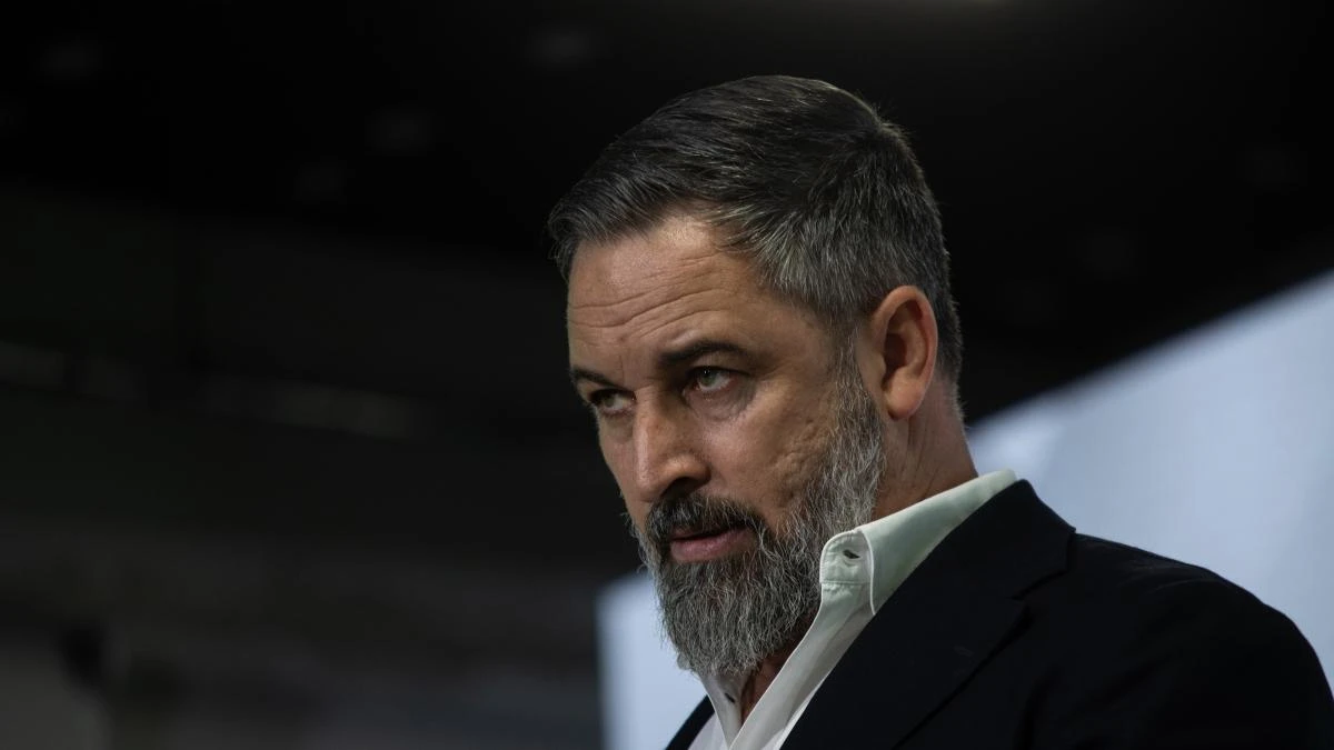 Abascal pide ahora la prohibición del velo islámico en instalaciones públicas