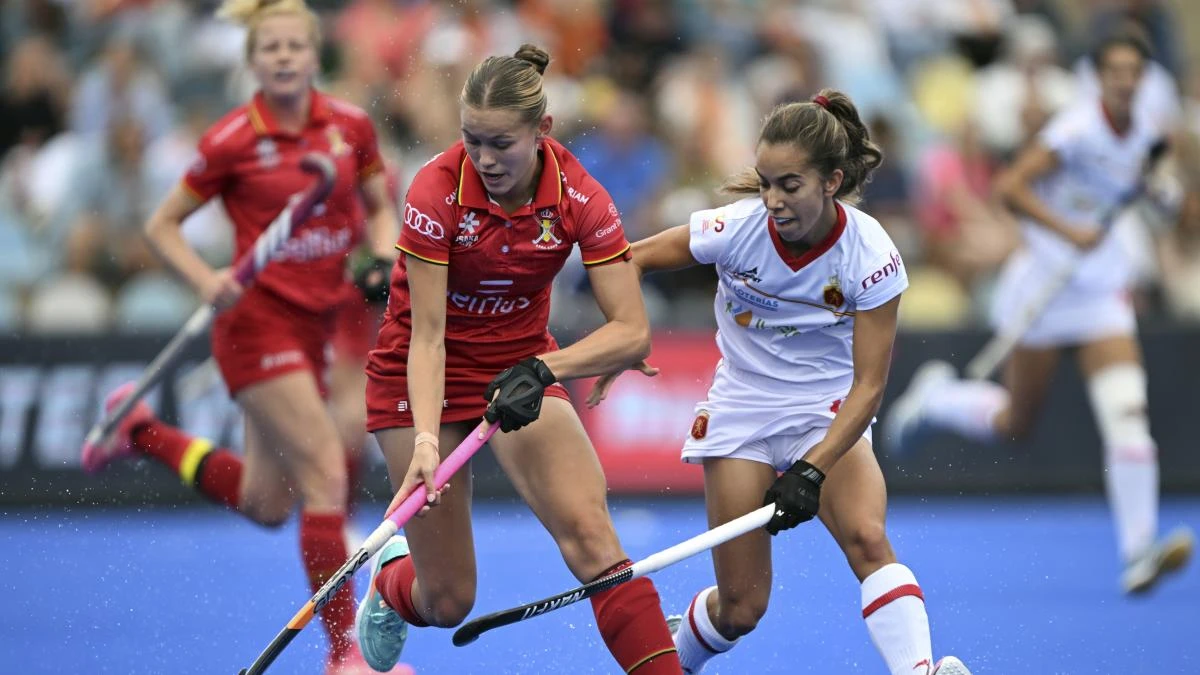 La selección femenina completa la consolación española con otra meritoria medalla de bronce en un agónico partido