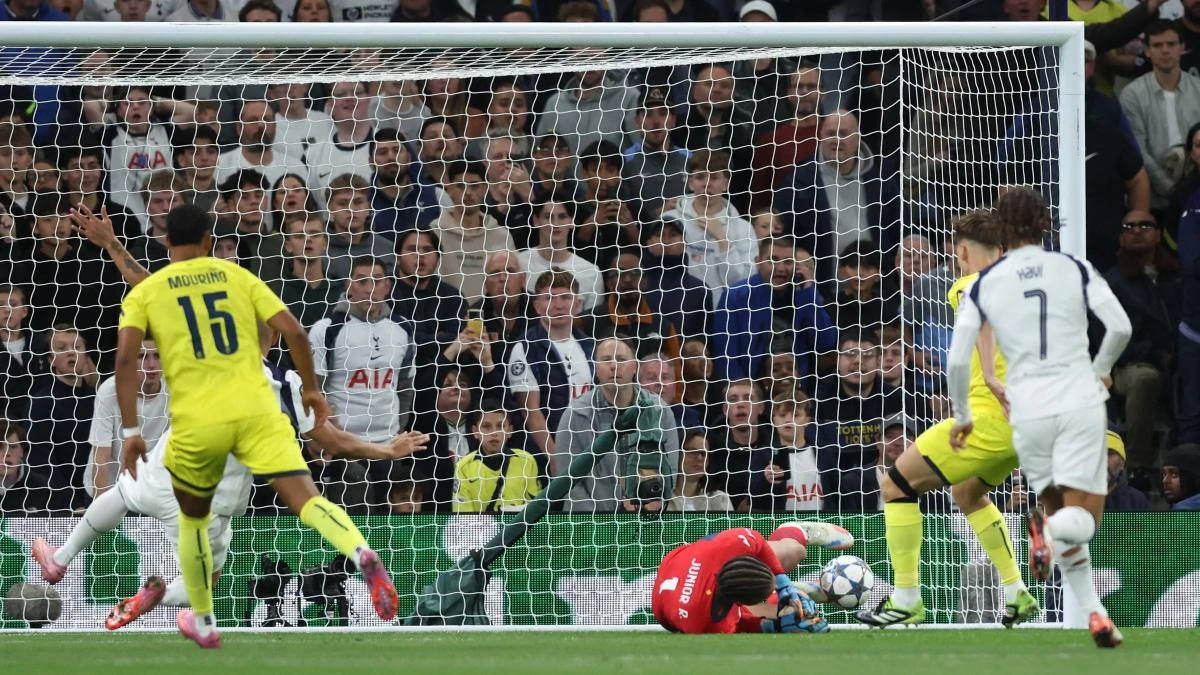 El Tottenham acepta el inesperado regalo de Luiz Junior