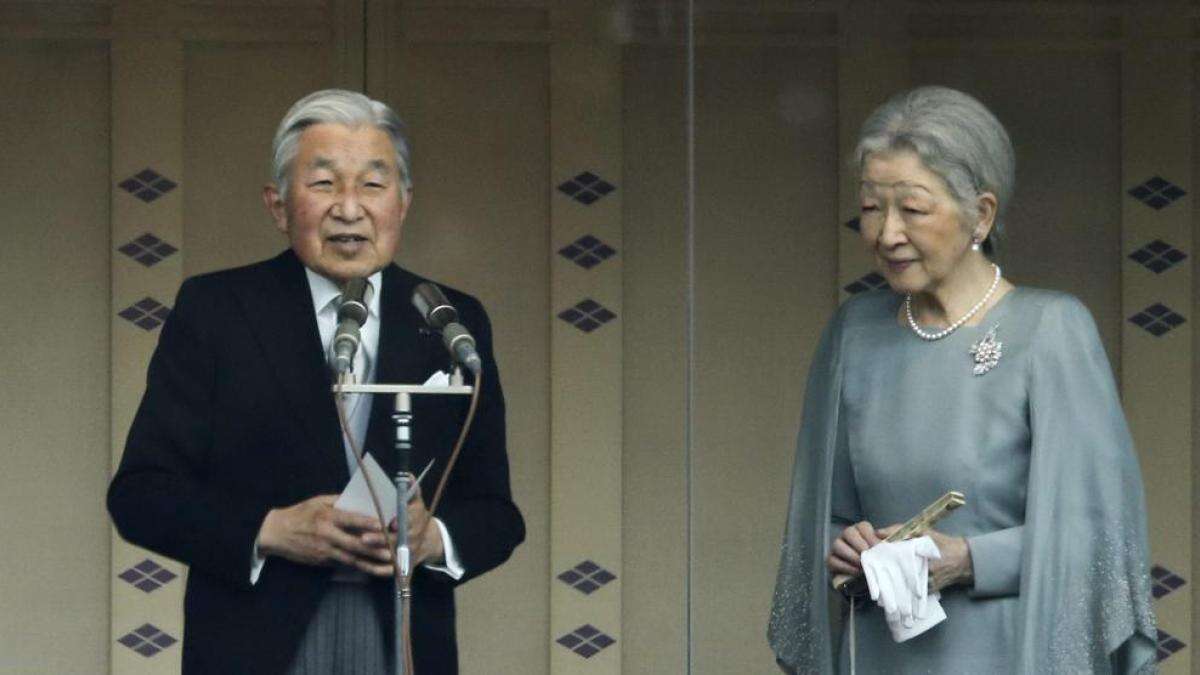 Michiko de Japón, a punto de cumplir 90 años, sufre una fractura de fémur en un accidente doméstico