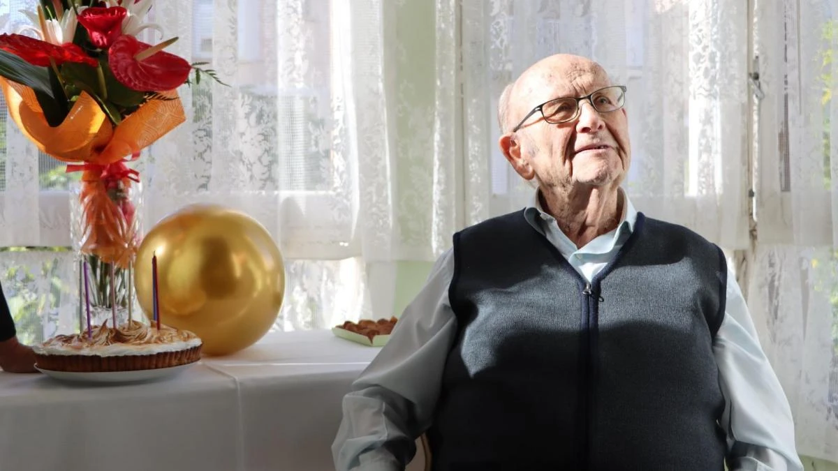 “Tengo 103 años y jugué a tenis con mis nietos hasta los 80”