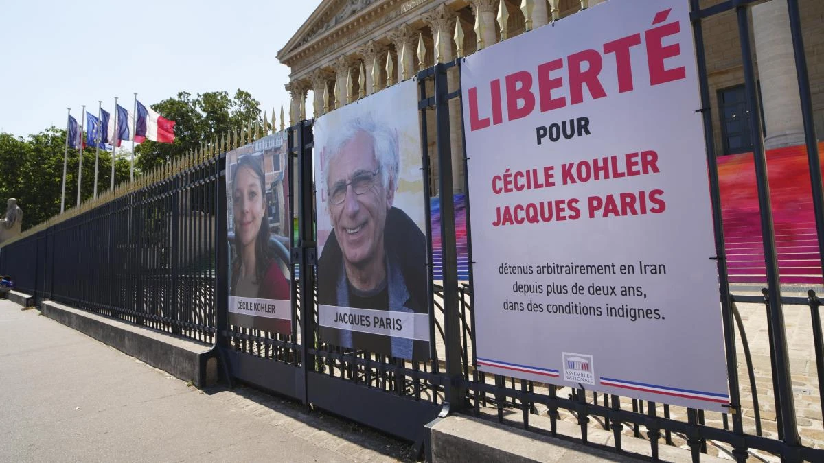 Francia choca con Irán y Argelia por sus cuatro ciudadanos encarcelados