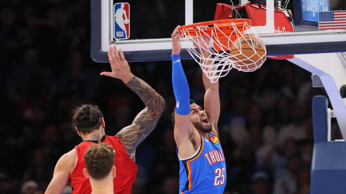 Los Oklahoma City Thunder imponen la ley del campeón tras dos prórrogas en el estreno de la NBA