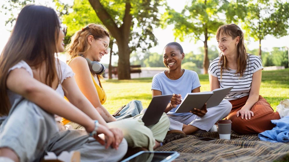 Transforma tus vacaciones de verano con estos cursos online para potenciar tu lado artístico
