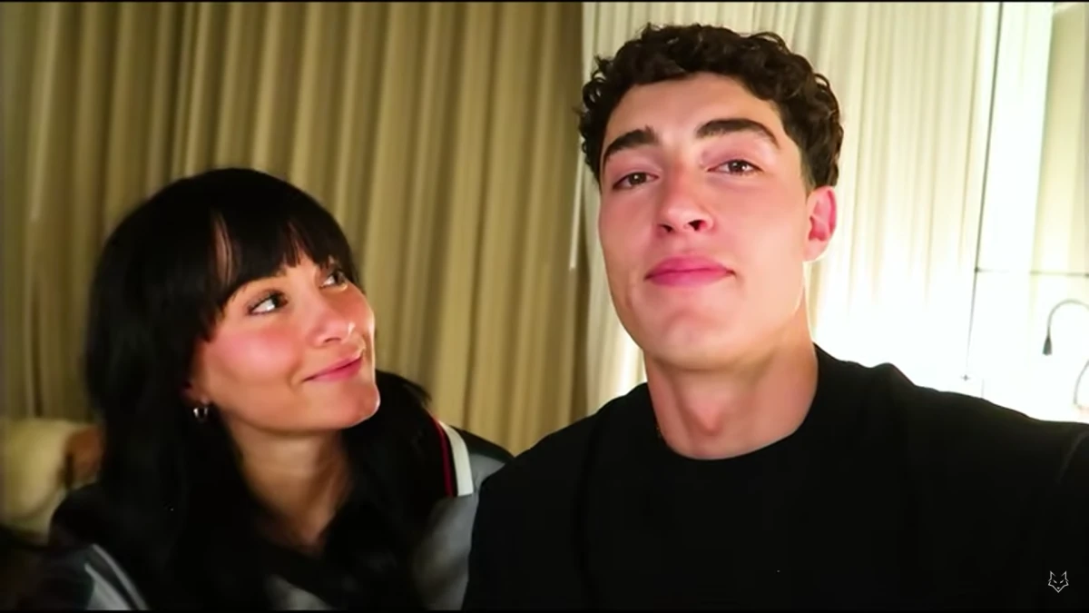 Aitana y el 'youtuber' Plex disparan los rumores de romance con un inesperado viaje a Nueva York: “Se ve muchísimo la química entre ellos”