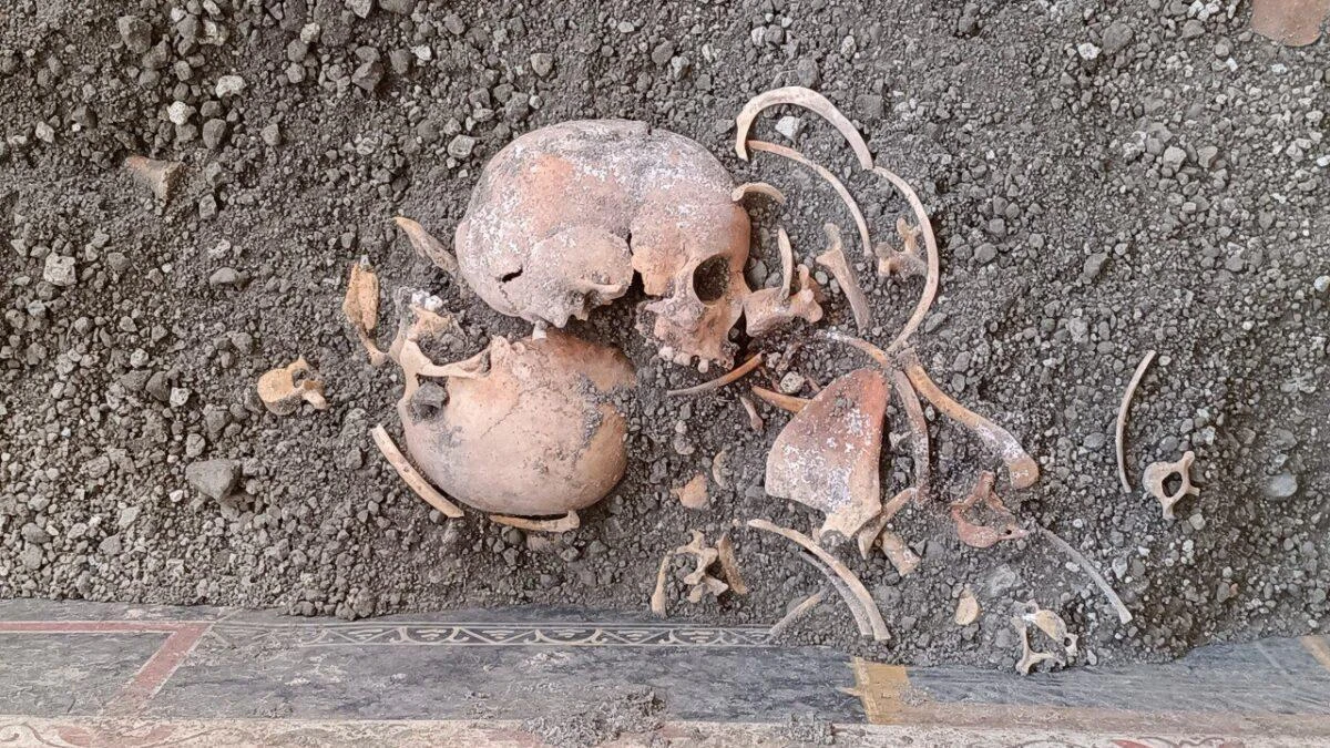 El intento desesperado de los habitantes de una casa de Pompeya para intentar protegerse de la erupción del Vesubio con una cama