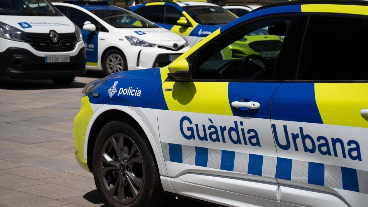 La Guardia Urbana cierra un centro de estética que hacía tratamientos con material caducado
