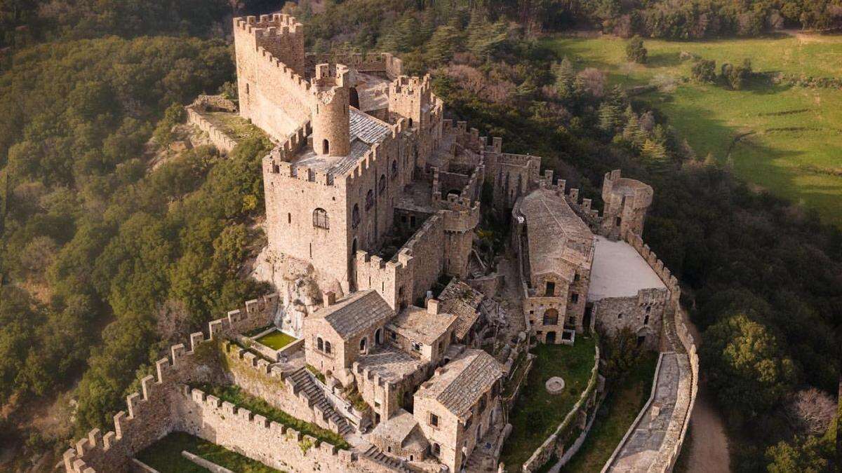 El castillo medieval del Empordà que es un tesoro desconocido para muchos