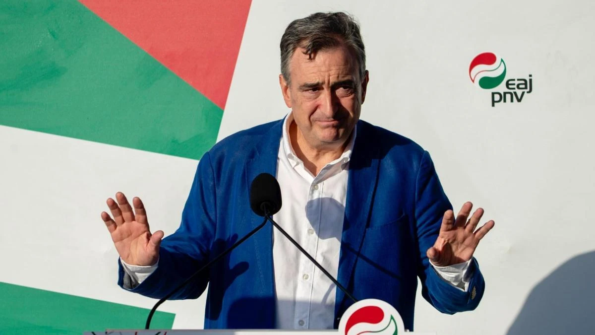 Aitor Esteban ve “casi imposible” que haya presupuestos, pero será “leal” con Sánchez