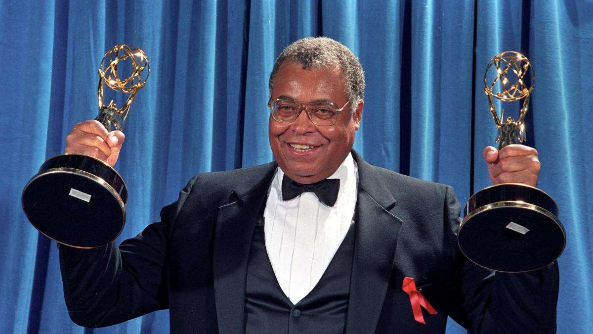 Muere a los 93 años el actor James Earl Jones, la mítica voz de Darth Vader y Mufasa