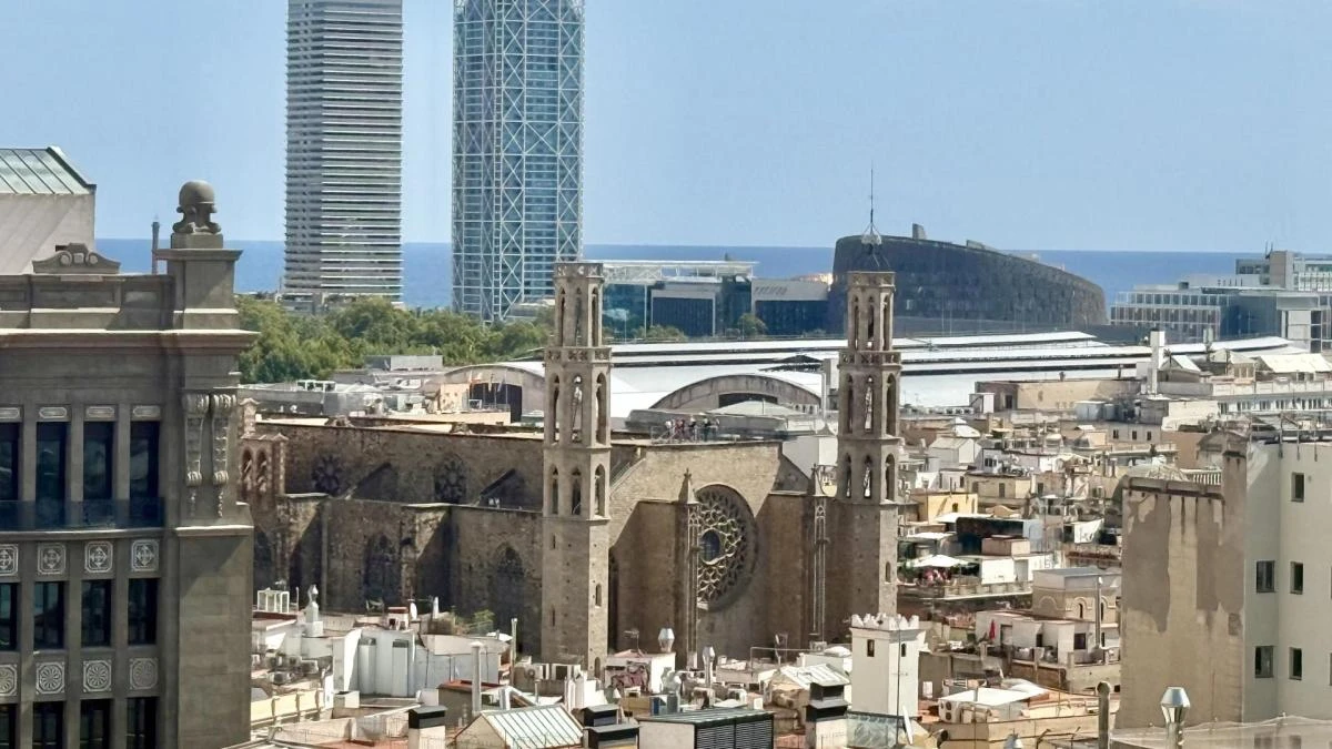 Gemelas separadas por casi cinco siglos
