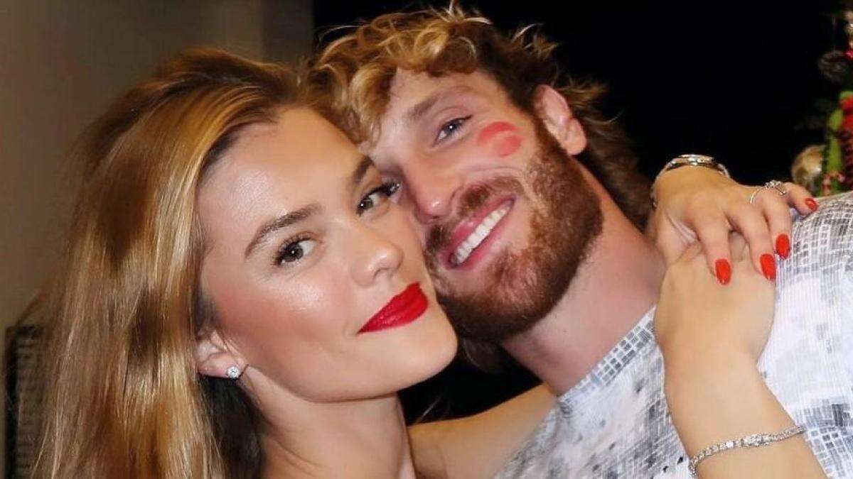 Logan Paul y Nina Agdal dan la bienvenida a su primera hija