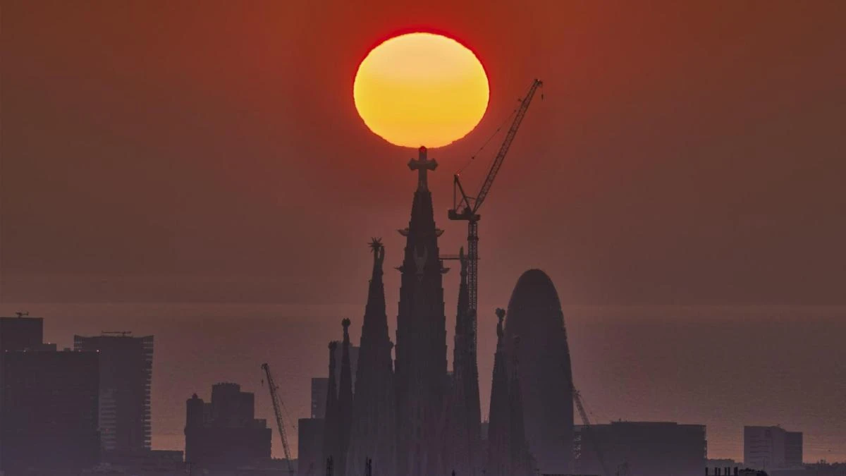 Primavera coronada en la Sagrada Família